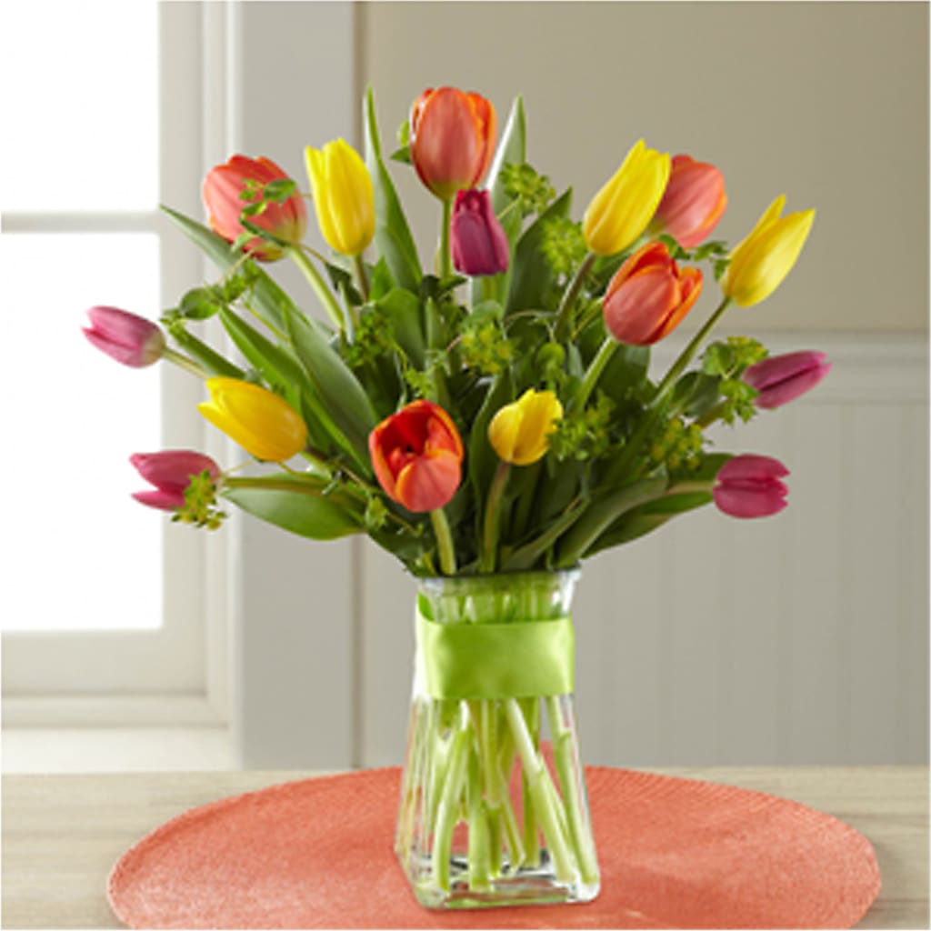 Sunlit Treasures Bouquet – Eaton Floral Inc, Eaton OH