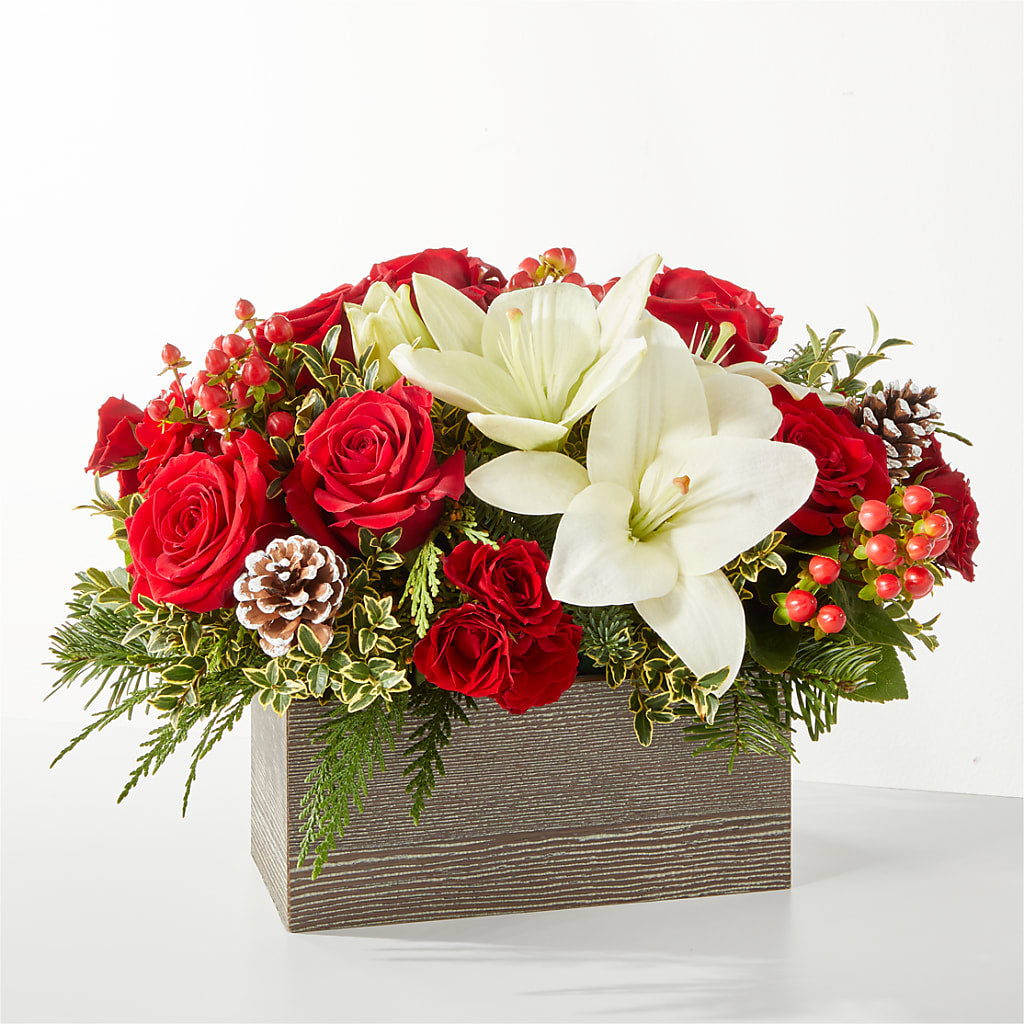 Snowy Wonderland Bouquet – Eaton Floral Inc, Eaton OH