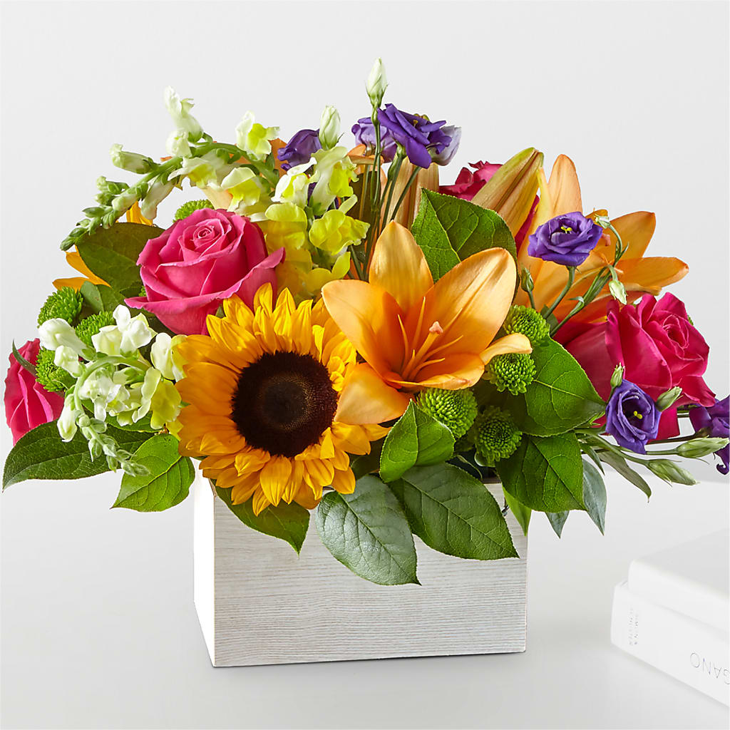 Best Day Box Bouquet – Eaton Floral Inc, Eaton OH