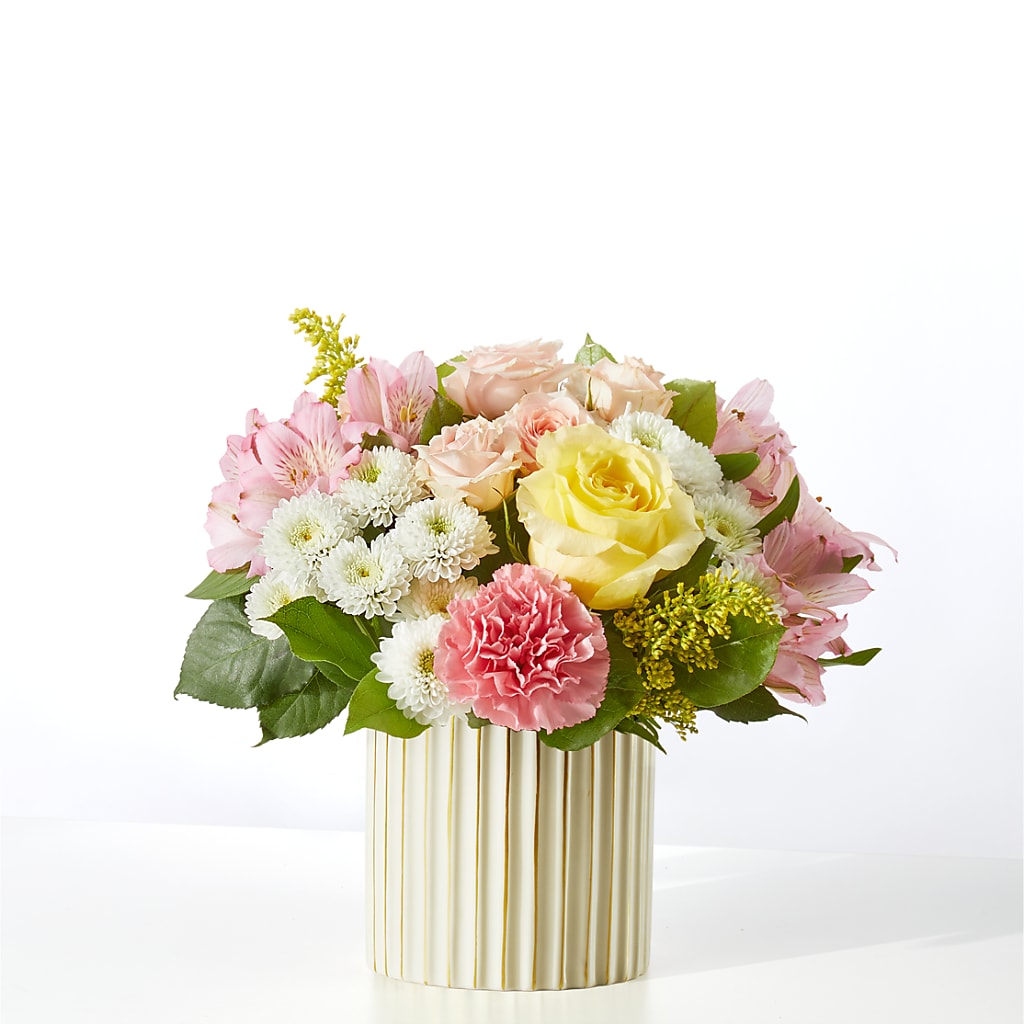 Watercolors Bouquet – Eaton Floral Inc, Eaton OH