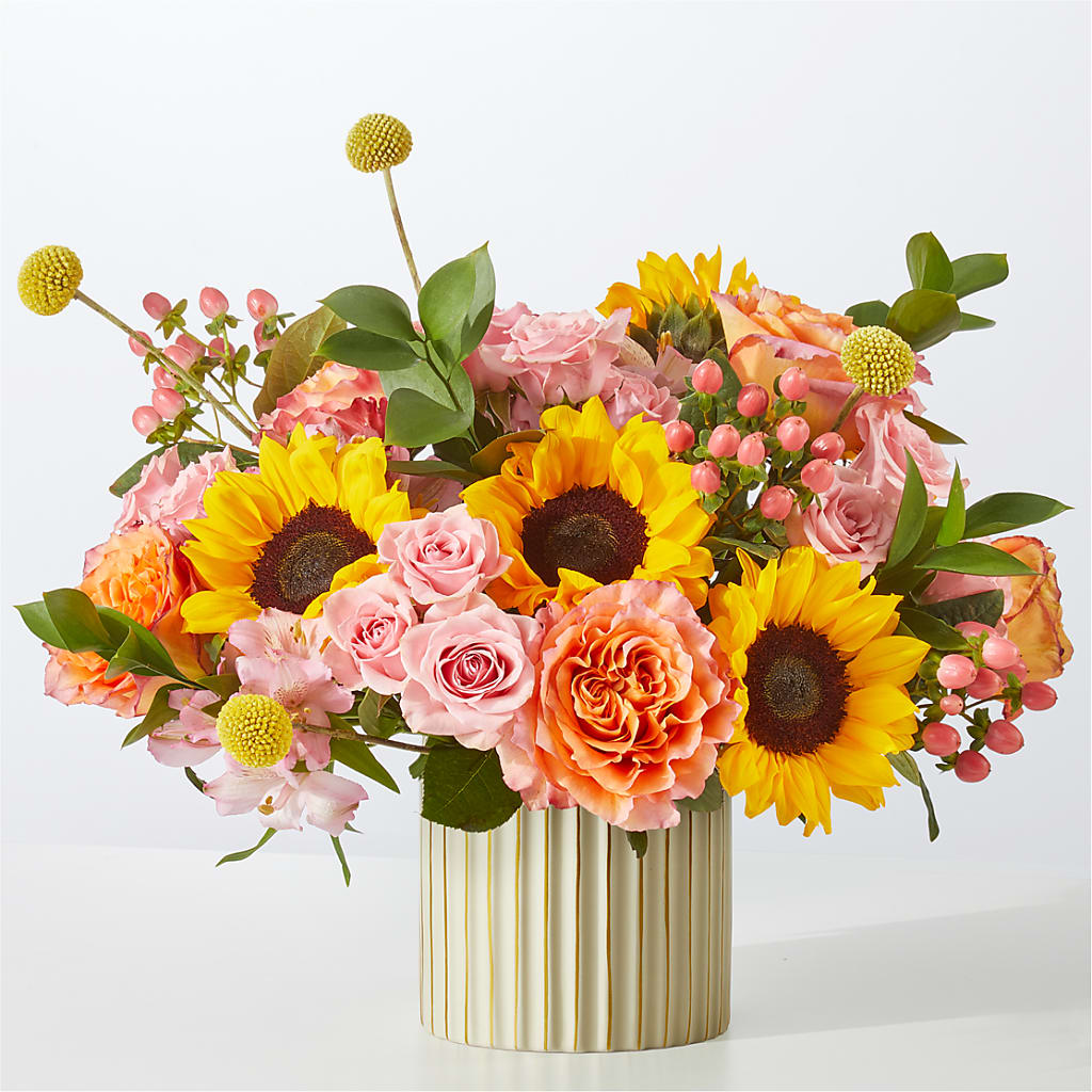 Sun's Out Bouquet – Eaton Floral Inc, Eaton OH
