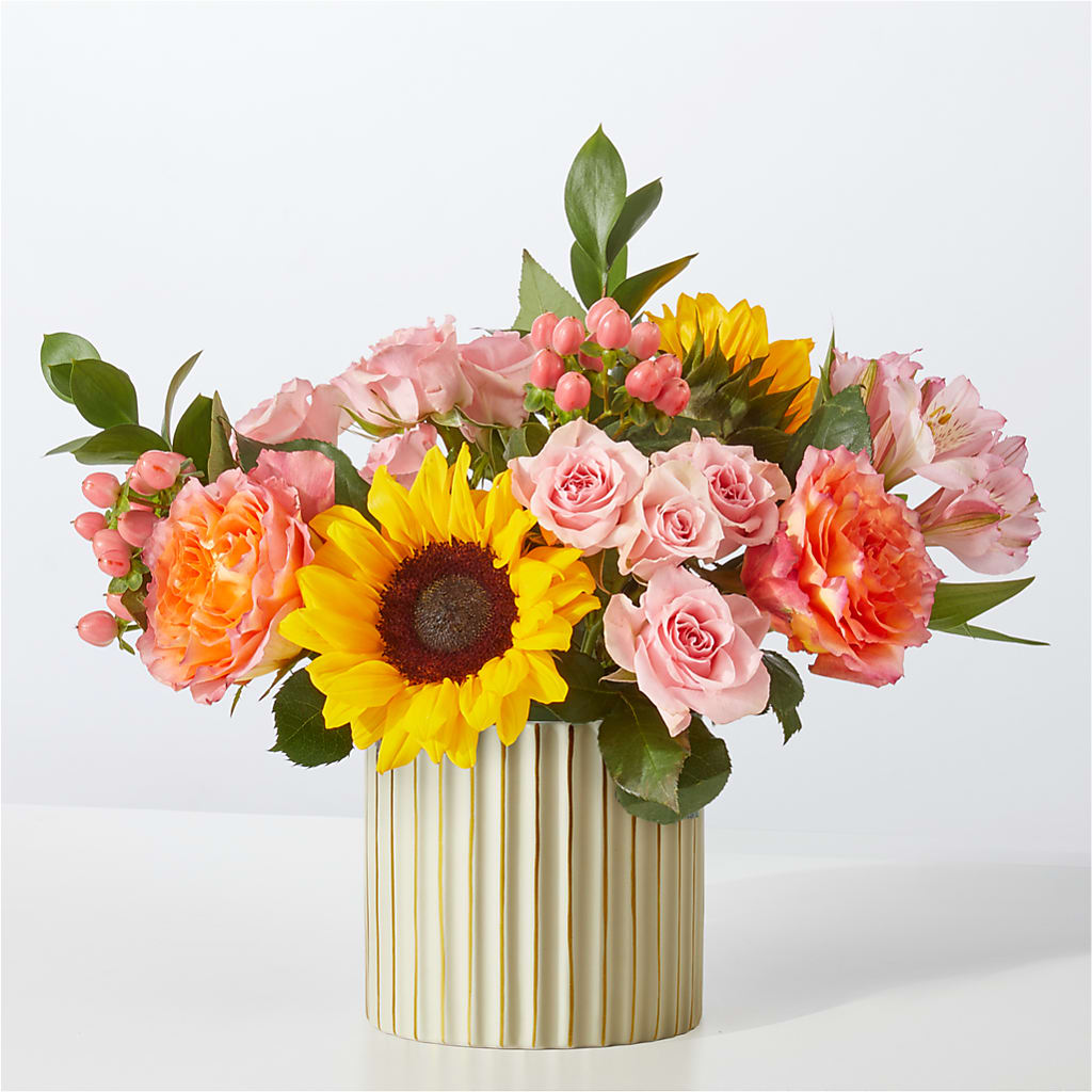 Sun's Out Bouquet – Eaton Floral Inc, Eaton OH