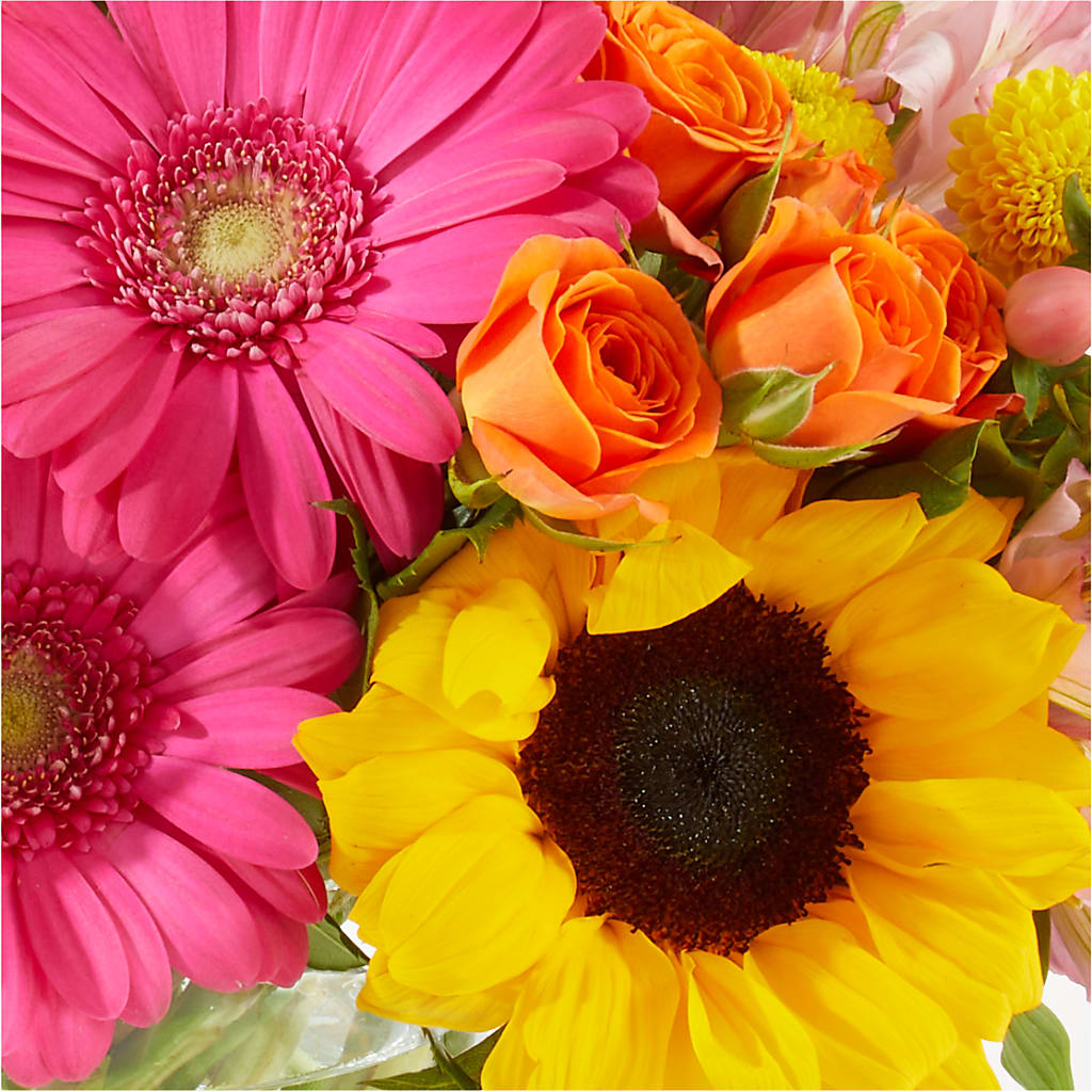 Florist Original Mixed Bouquet – Eaton Floral Inc, Eaton OH
