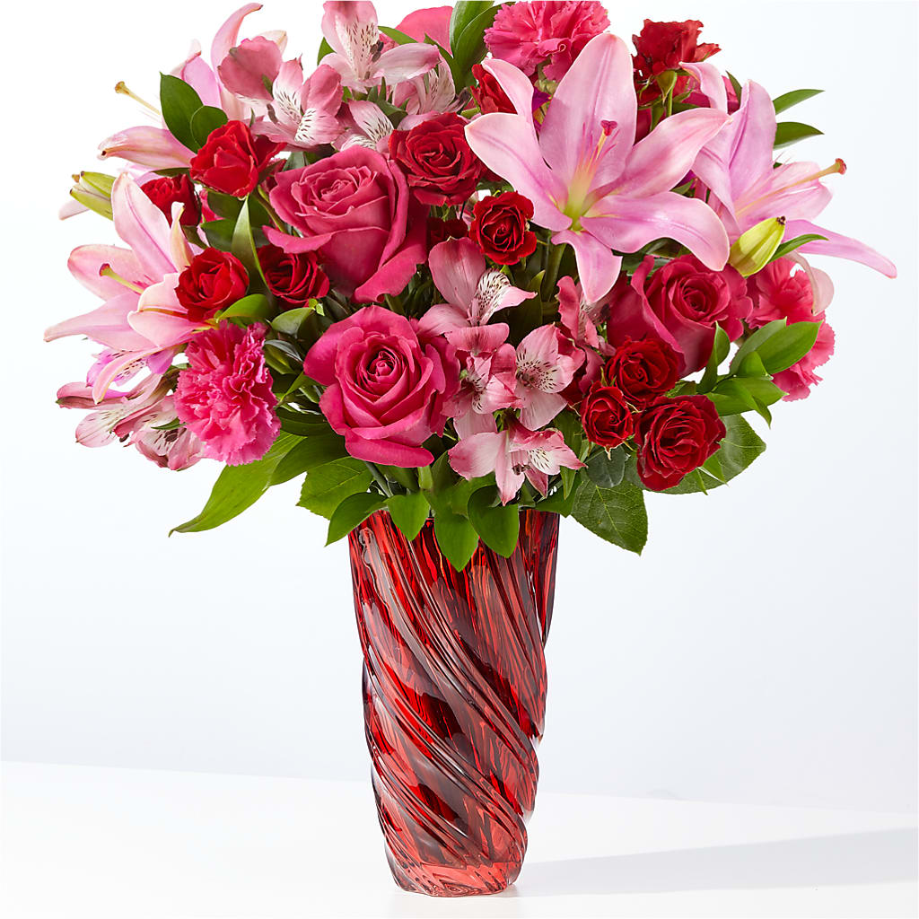 In Love Bouquet with Luxe Swirl Vase – Eaton Floral Inc, Eaton OH