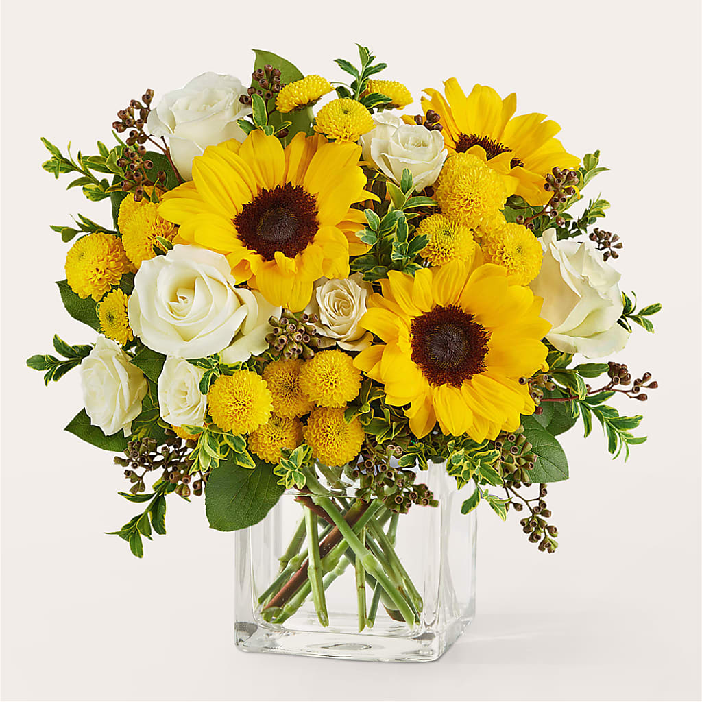 Luminous Morning Bouquet – Eaton Floral Inc, Eaton OH