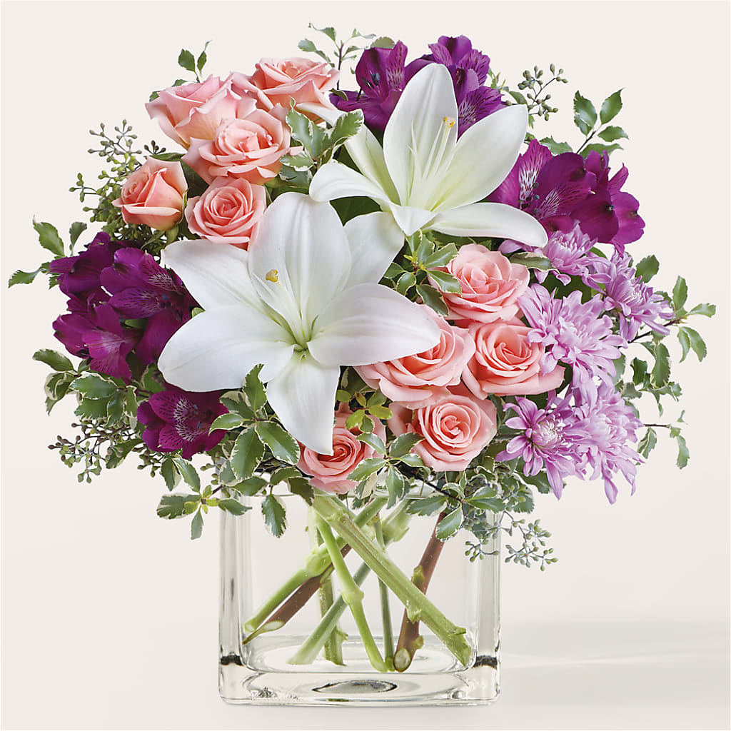 Mani Pedi Bouquet – Eaton Floral Inc, Eaton OH