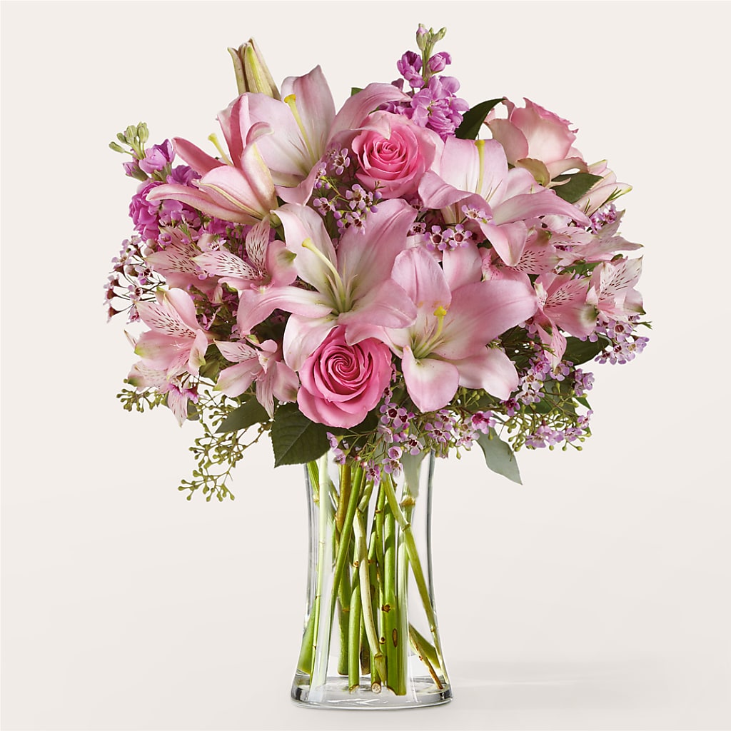 Gentle Gesture Bouquet – Eaton Floral Inc, Eaton OH