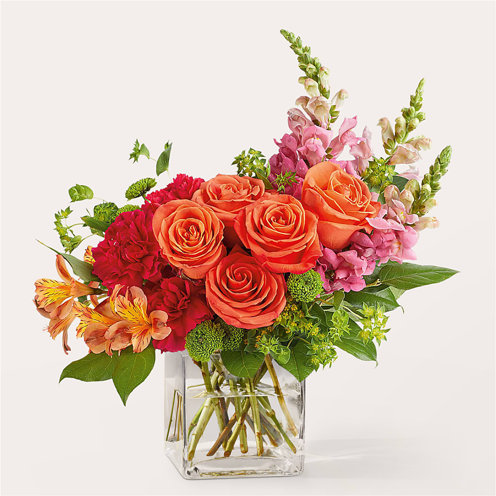 Cosmopolitan Bouquet – Eaton Floral Inc, Eaton OH