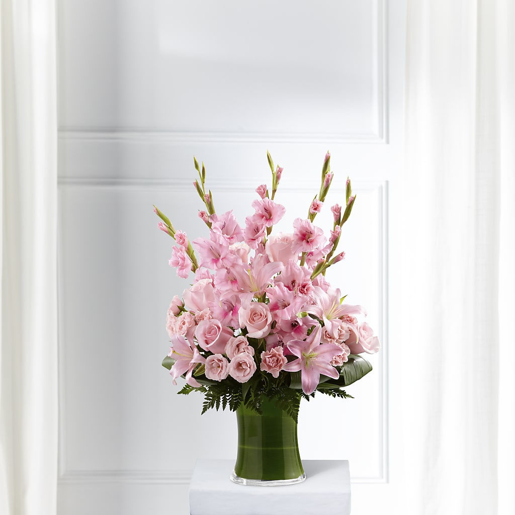 Lovely Tribute Bouquet – Eaton Floral Inc, Eaton OH