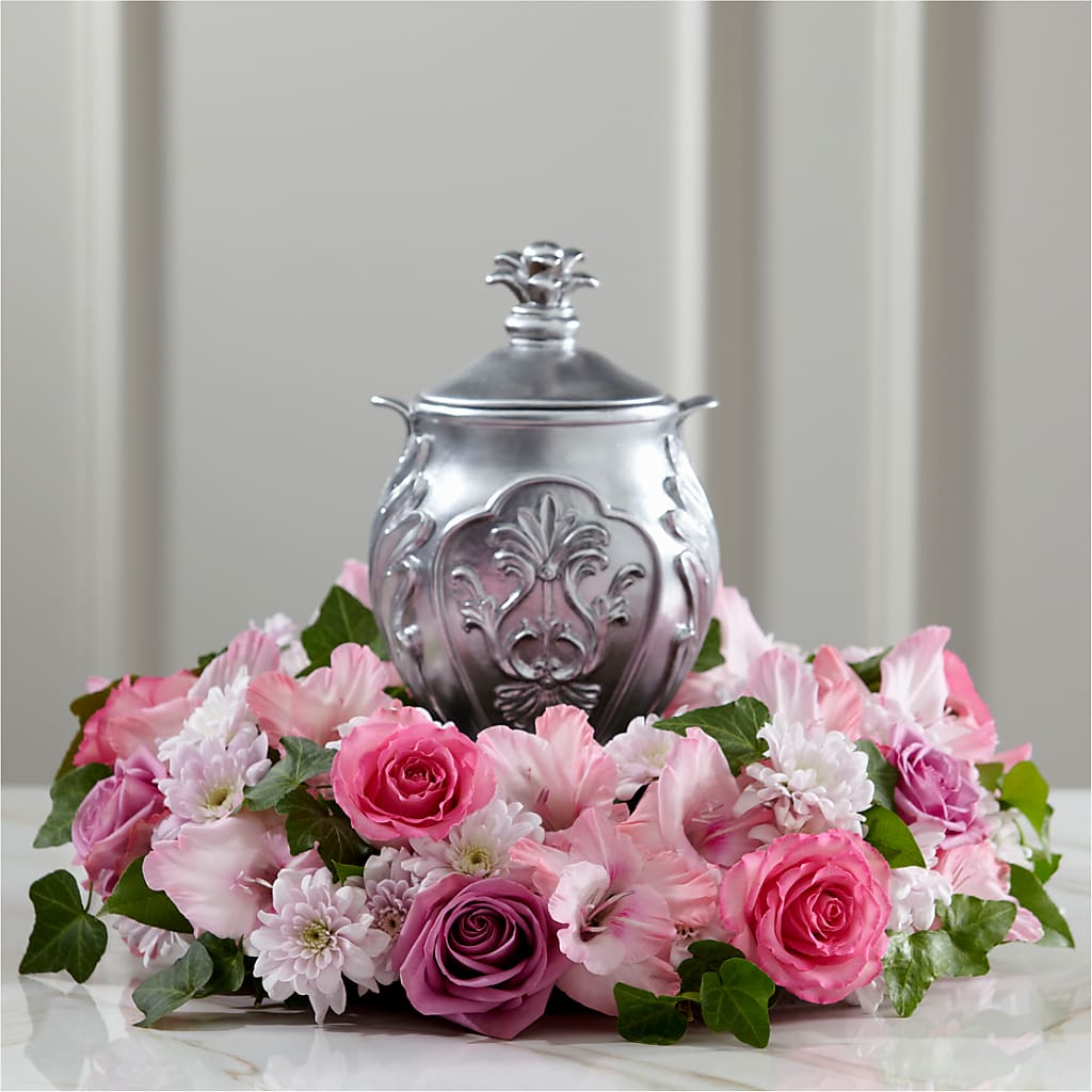 Glorious Tribute Arrangement – Eaton Floral Inc, Eaton OH