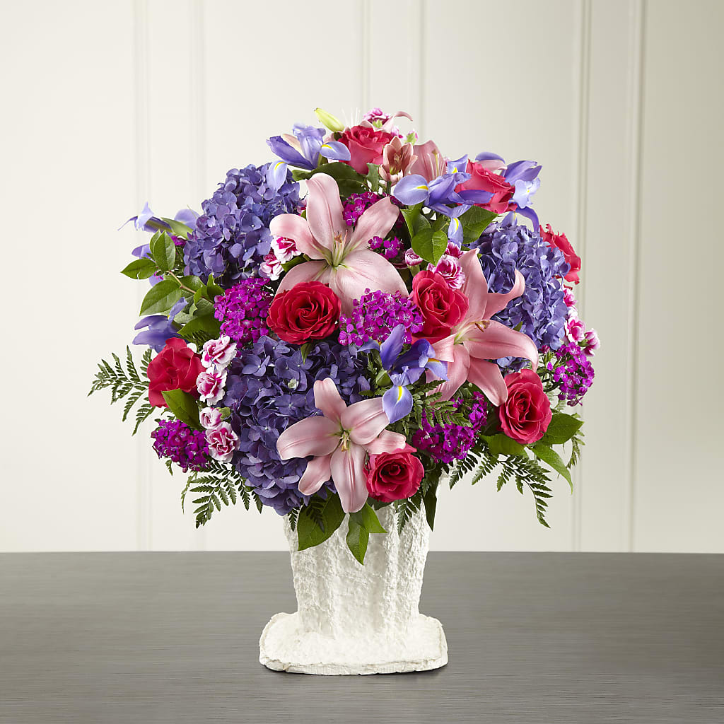We Fondly Remember Arrangement – Eaton Floral Inc, Eaton OH