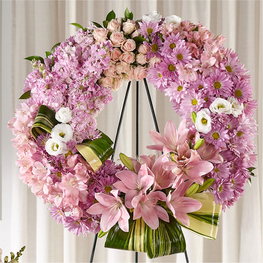 Gift of Warmth Wreath – Eaton Floral Inc, Eaton OH