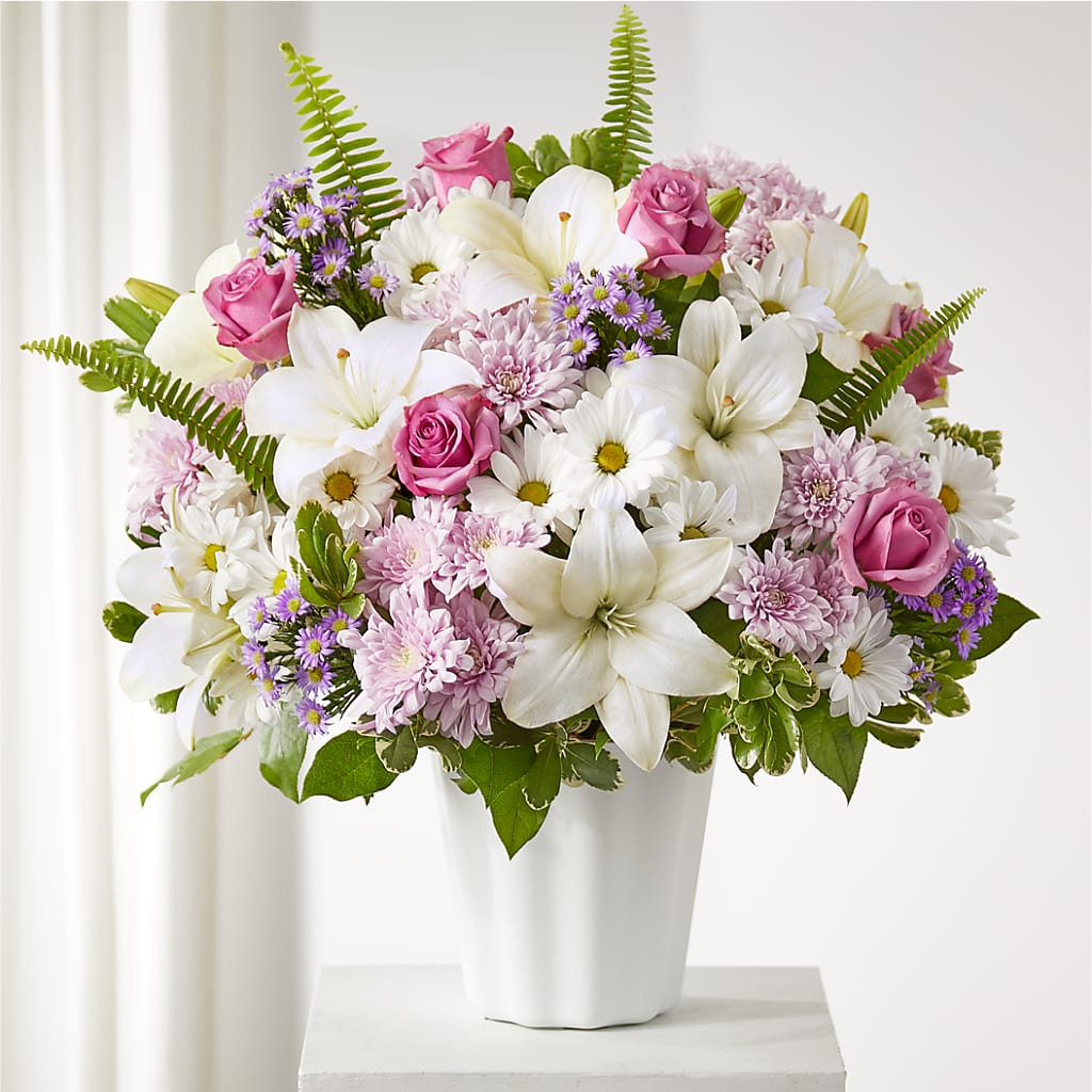 Warmest Thoughts Tabletop Basket – Eaton Floral Inc, Eaton OH