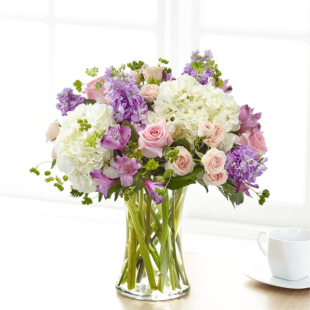 Shared Sentiment Bouquet – Eaton Floral Inc, Eaton OH