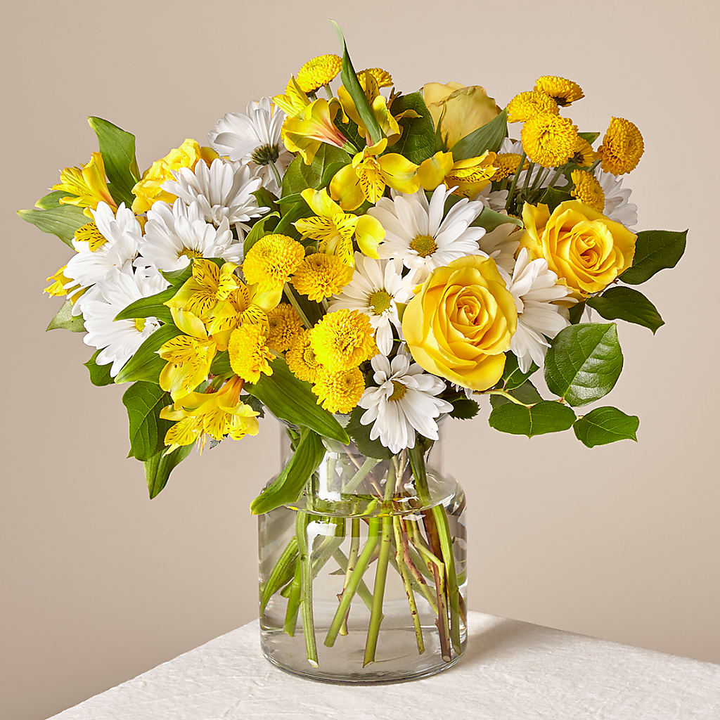 Sunny Sentiments Bouquet – Eaton Floral Inc, Eaton OH