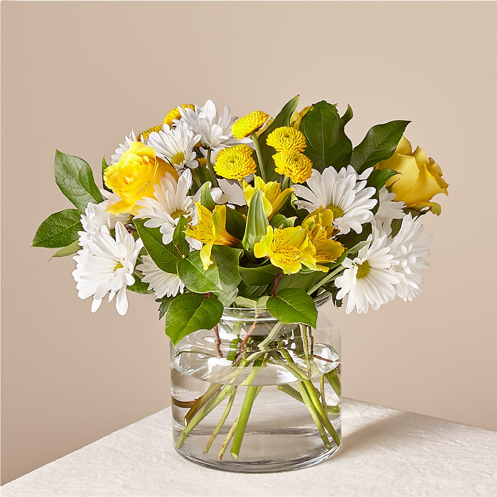 Sunny Sentiments Bouquet – Eaton Floral Inc, Eaton OH
