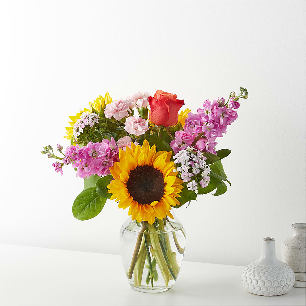 Yellow Brick Road Bouquet – Eaton Floral Inc, Eaton OH