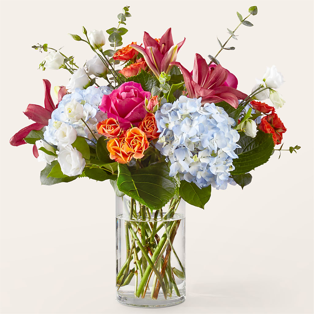 Awestruck Luxury Bouquet – Eaton Floral Inc, Eaton OH