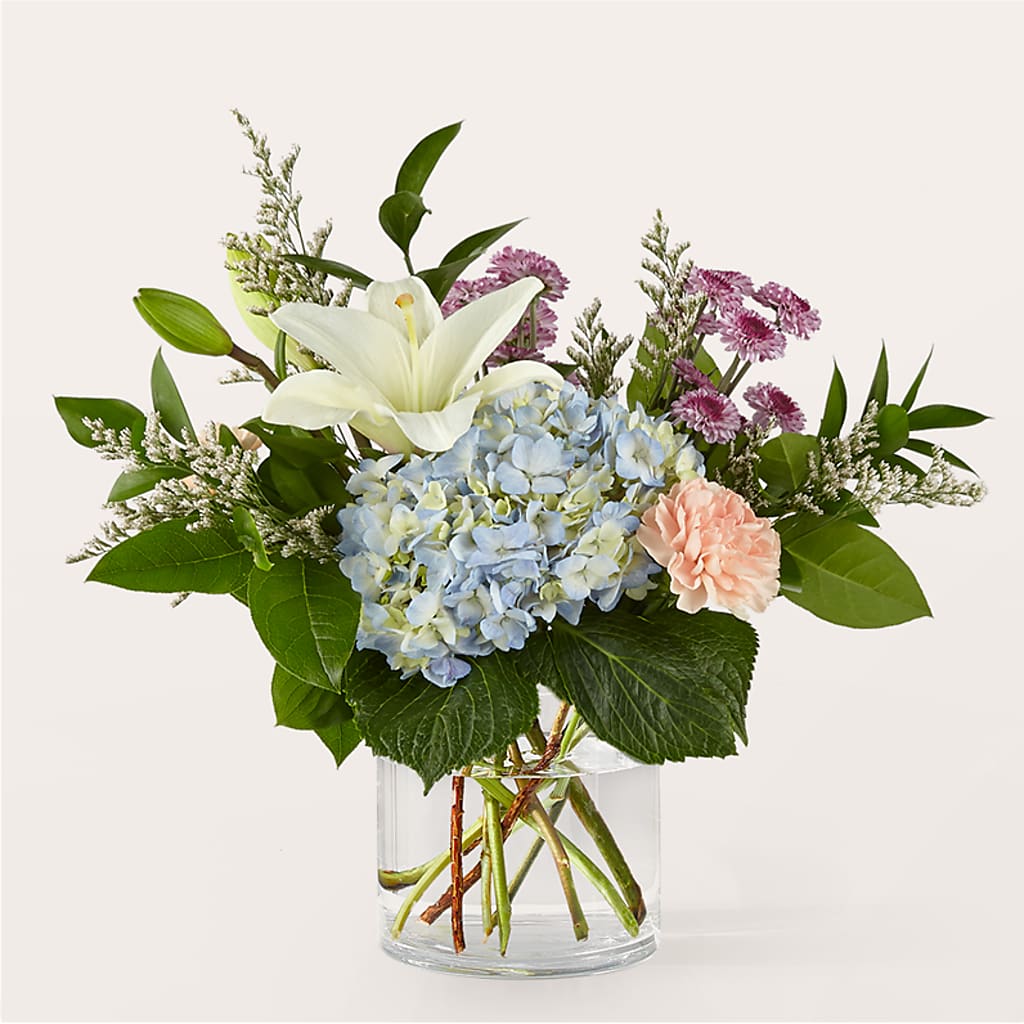 Slow Mornings Bouquet – Eaton Floral Inc, Eaton OH