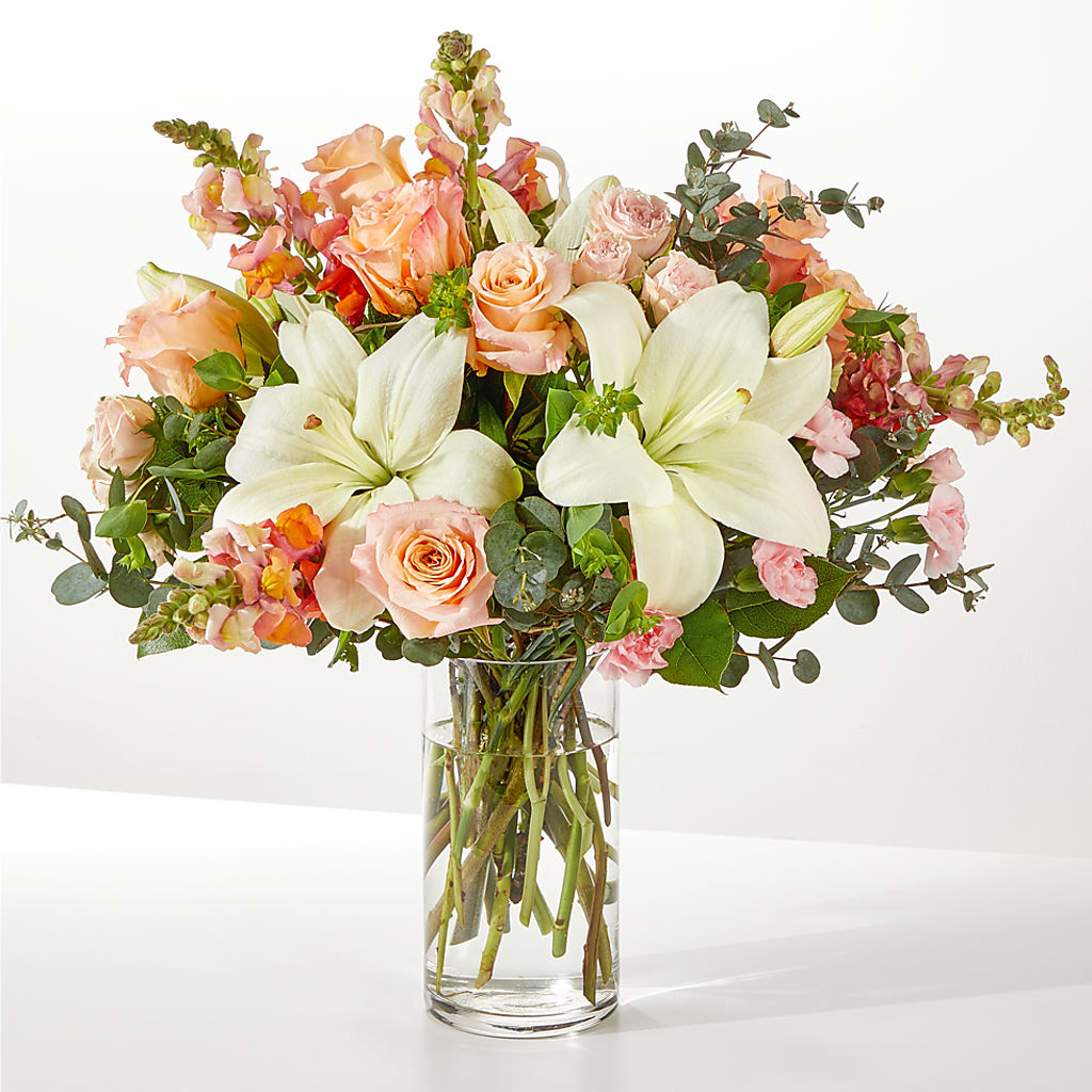 Grapefruit Splash Bouquet – Eaton Floral Inc, Eaton OH