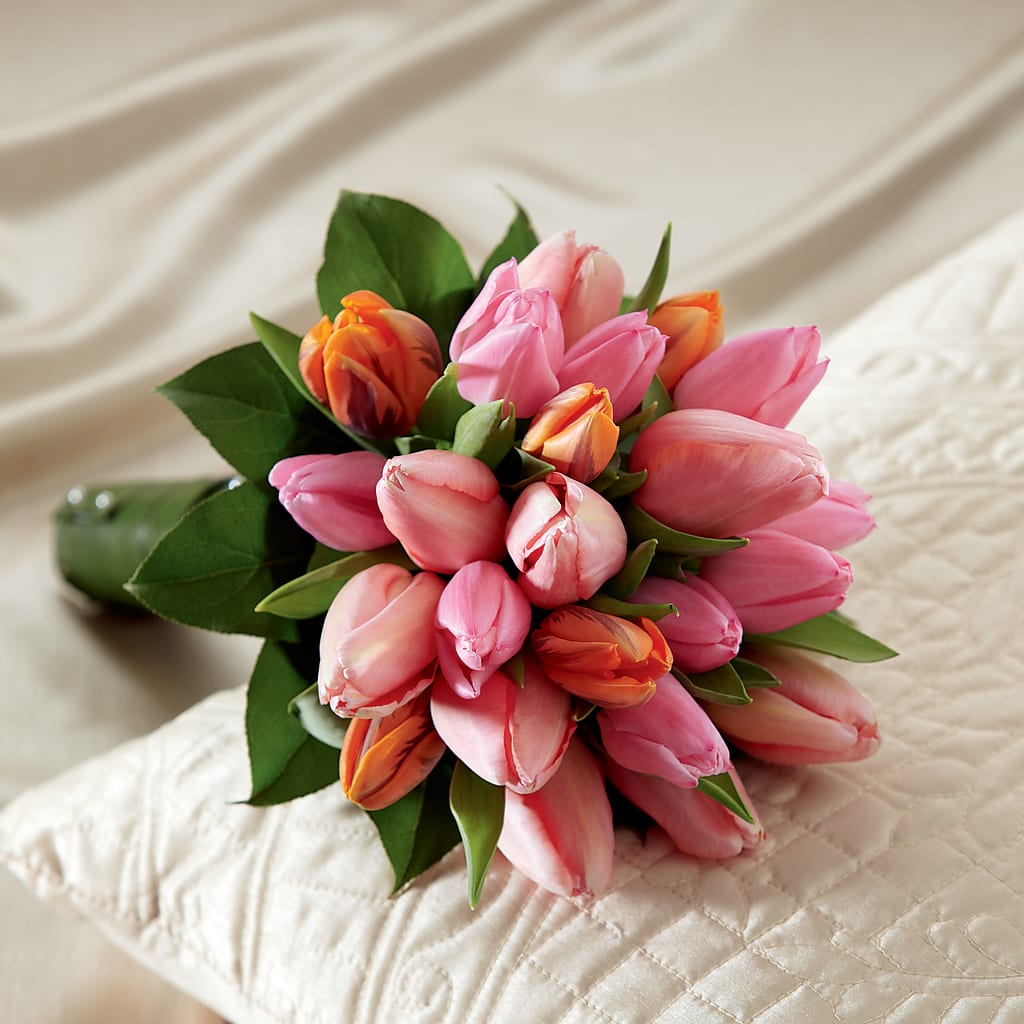 Embraceable Bouquet – Eaton Floral Inc, Eaton OH