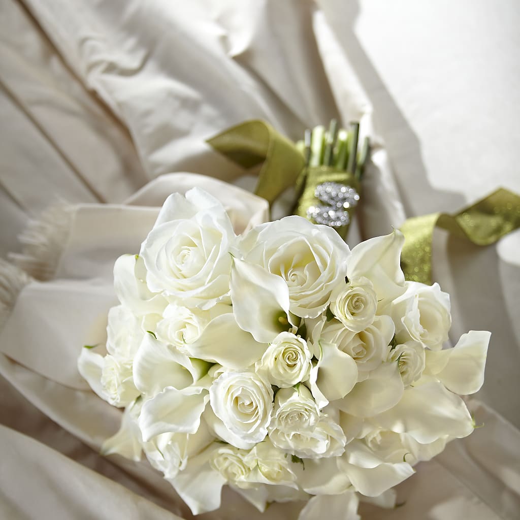 Serene Highness Bouquet – Eaton Floral Inc, Eaton OH