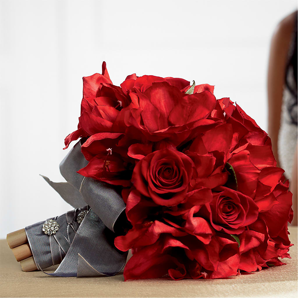 Heart's Happiness Bouquet – Eaton Floral Inc, Eaton OH