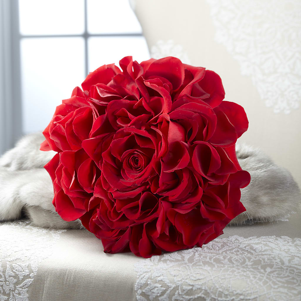 Composite Rose Bouquet – Eaton Floral Inc, Eaton OH