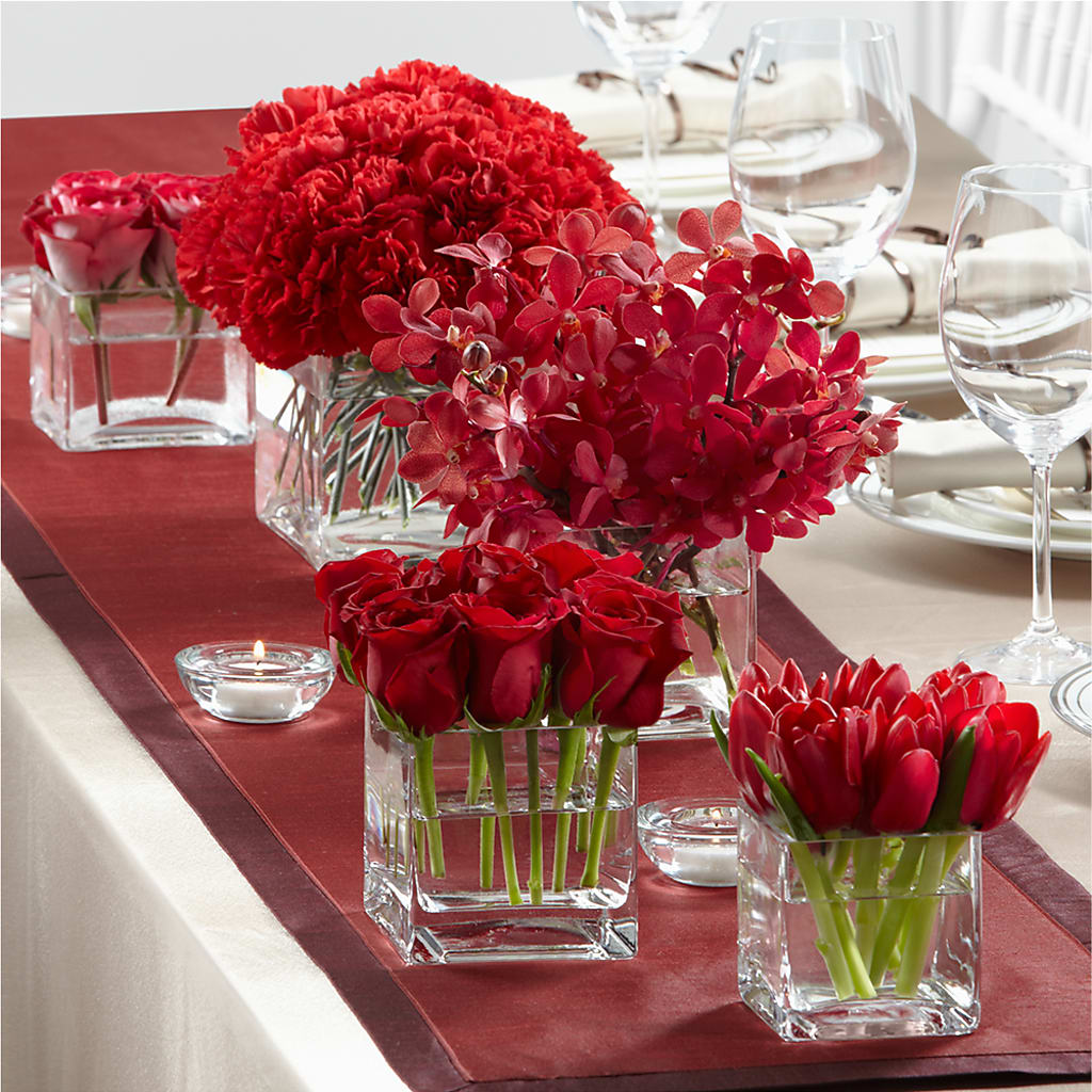 Modern Grace Centerpiece – Eaton Floral Inc, Eaton OH