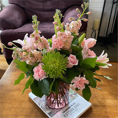 Pretty in Pink Bouquet –  Eaton Floral Inc, Eaton OH