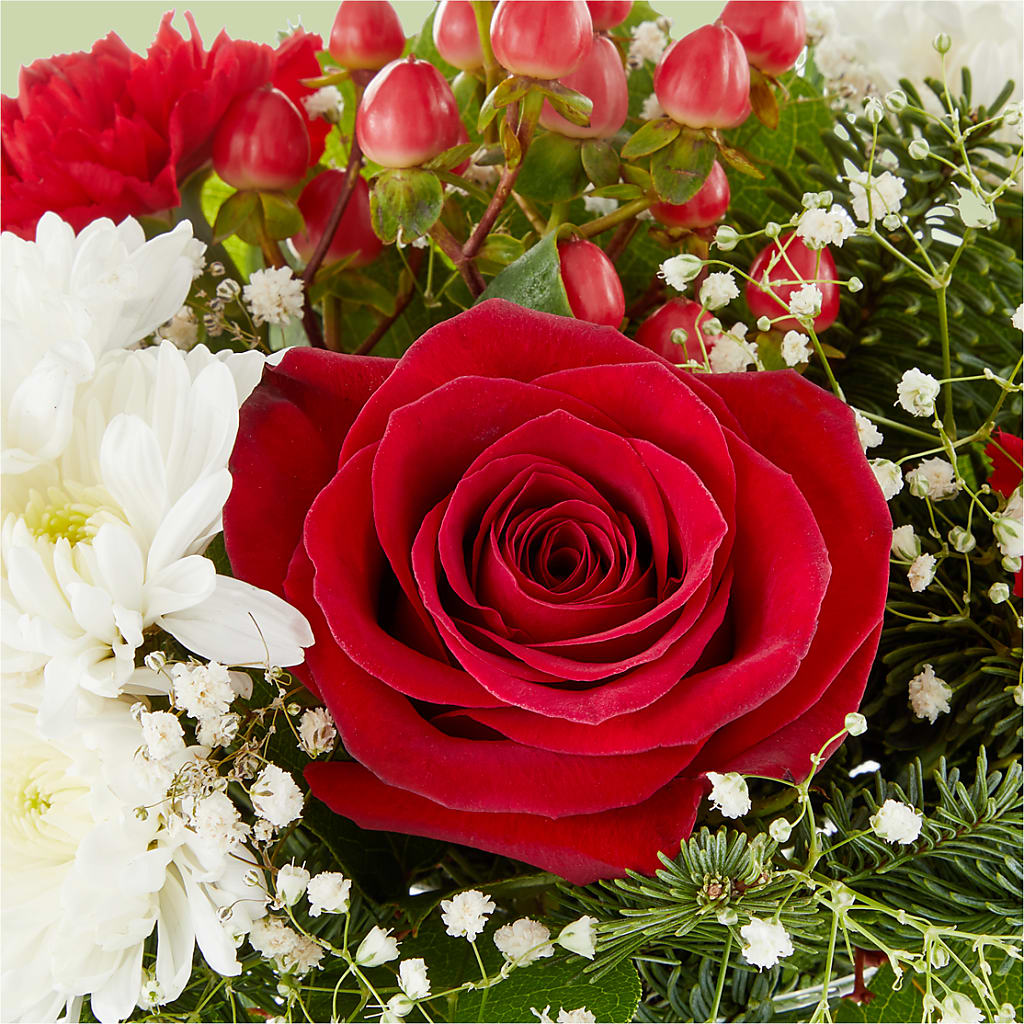 Chance of Flurries Bouquet –  Eaton Floral Inc, Eaton OH
