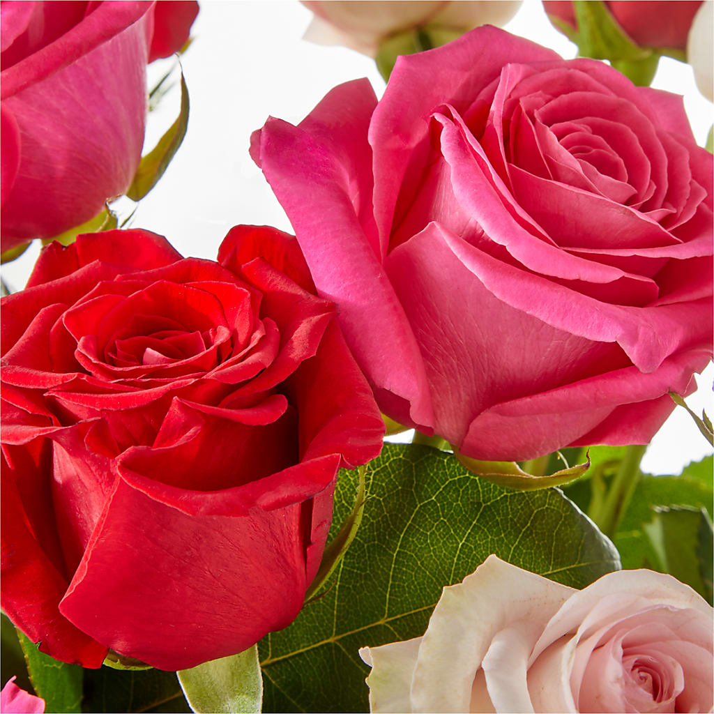 Charming Rose Bouquet –  Eaton Floral Inc, Eaton OH