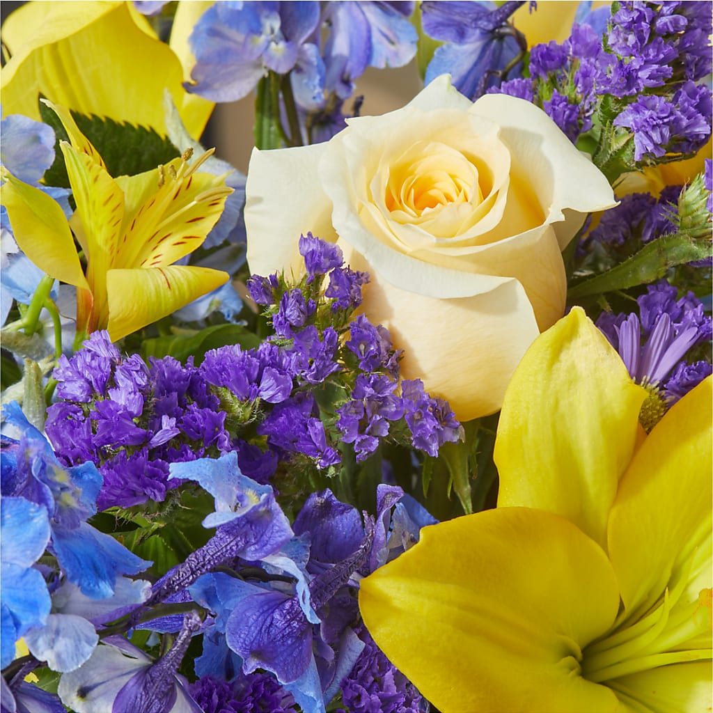 Limoncello Bouquet –  Eaton Floral Inc, Eaton OH