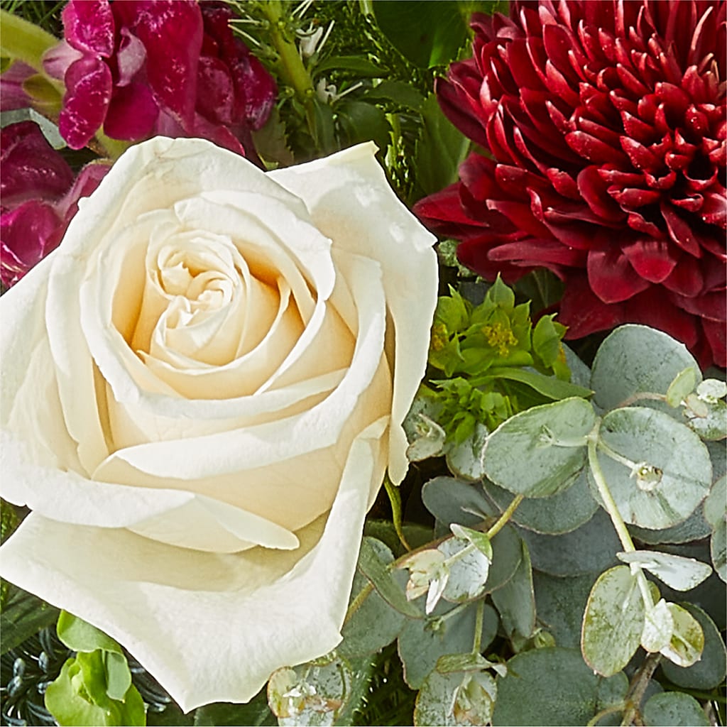 Cranberry Fizz Bouquet –  Eaton Floral Inc, Eaton OH