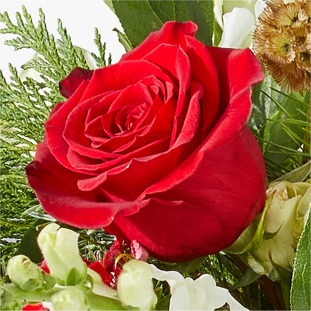 Deck the Halls Bouquet –  Eaton Floral Inc, Eaton OH
