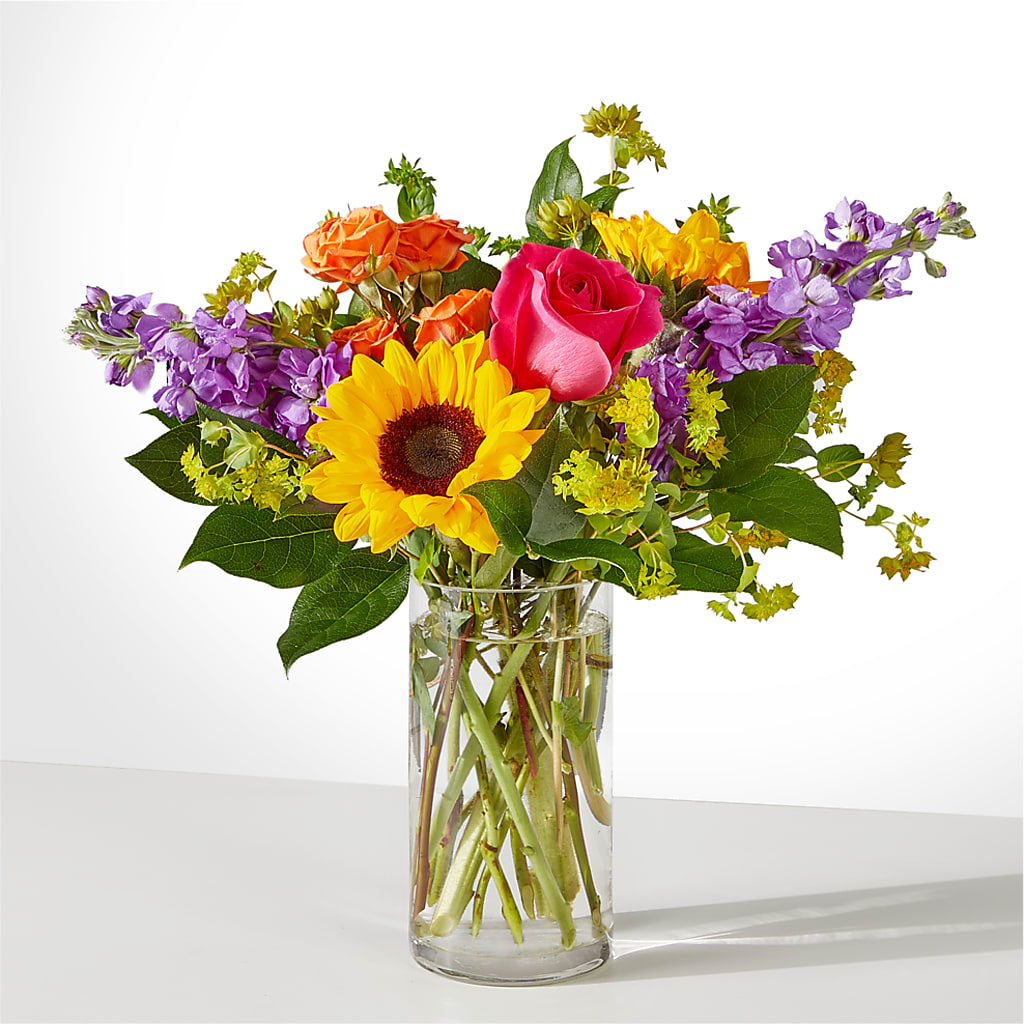 Vibrant Greetings Bouquet –  Eaton Floral Inc, Eaton OH