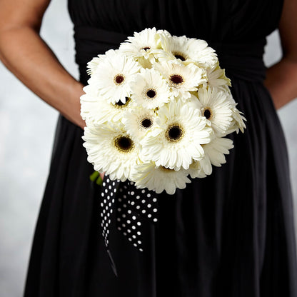 Daisy Delight Bouquet –  Eaton Floral Inc, Eaton OH